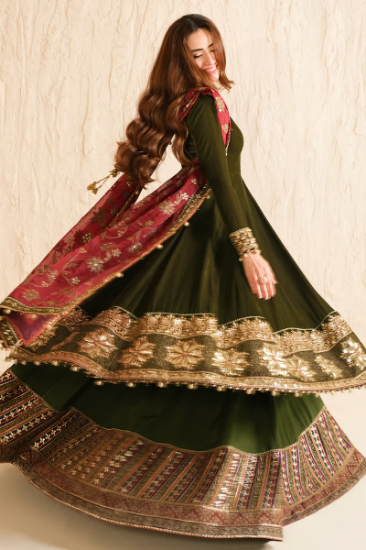 Picture of Embroidered Velvet Formal VF-2036