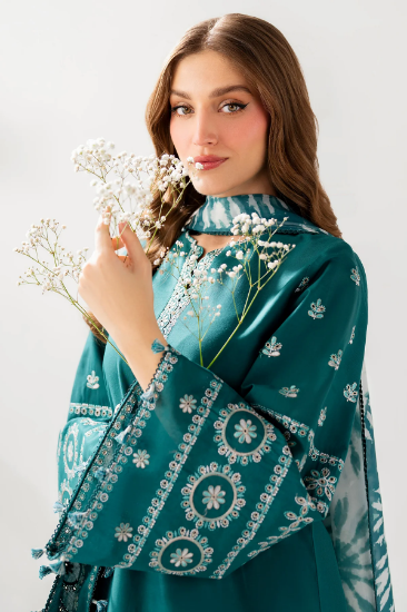 Picture of EMBROIDERED LAWN USE-9248