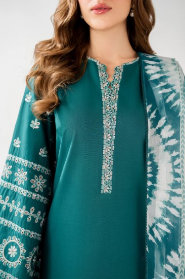 Picture of EMBROIDERED LAWN USE-9248