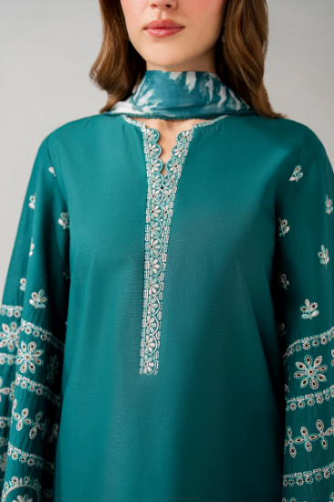 Picture of EMBROIDERED LAWN USE-9248