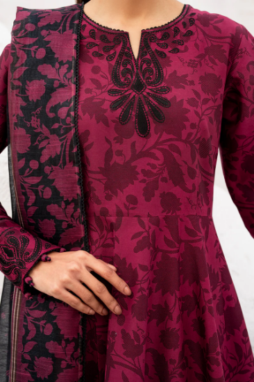 Picture of EMBROIDERED LAWN USE-9271