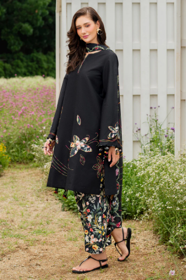 Picture of EMBROIDERED LAWN USE-9263